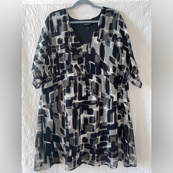 Lane Bryant Short Sleeve Sheer Overlay Tunic Mini Dress - Picture 1 of 7